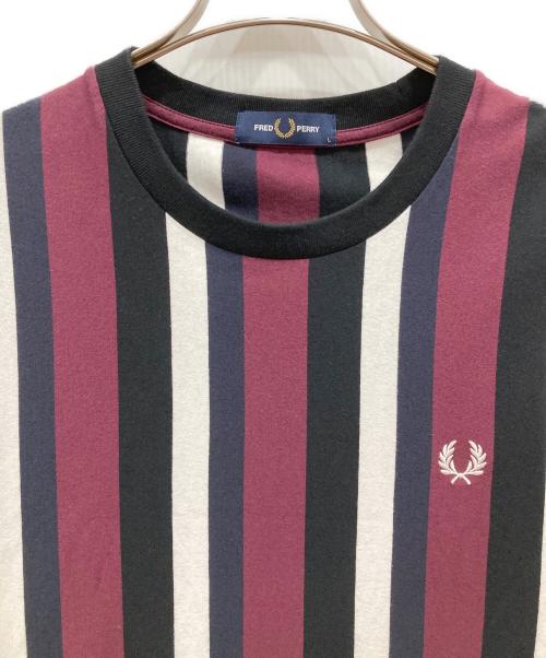 FRED PERRY（フレッドペリー）FRED PERRY (フレッドペリー) Gradient Stripe T-Shirt ボルドー×ブラック サイズ:SIZE Lの古着・服飾アイテム