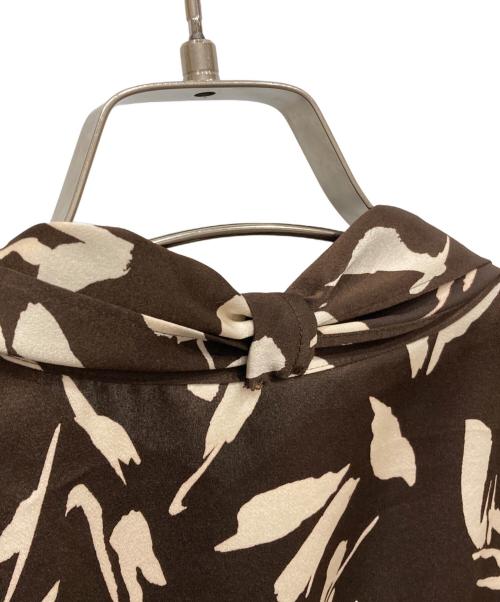 NOLLEY'S sophi（ノーリーズソフィー）NOLLEY'S sophi (ノーリーズソフィー) ボウタイ付きハケプリントワンピ-ス ブラウン サイズ:Mの古着・服飾アイテム