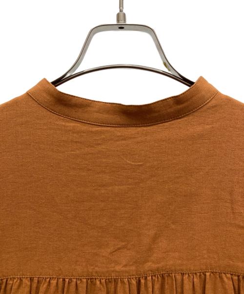 JOURNAL STANDARD relume（ジャーナルスタンダード レリューム）JOURNAL STANDARD relume (ジャーナルスタンダード レリューム) タックスリーブギャザーワンピース ブラウン サイズ:freeの古着・服飾アイテム
