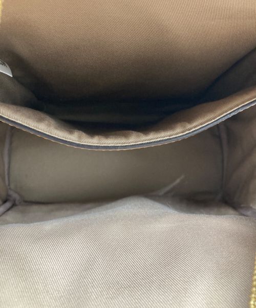 MCM（エムシーエム）MCM (エムシーエム) STARK VISETOS Outline Studs Back Pack Mini アウトライン スタッズ バックパック ミニの古着・服飾アイテム