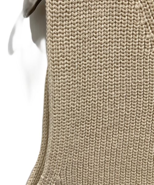 YENN（イエン）YENN (イエン) AZE KNIT VEST ベージュ サイズ:Fの古着・服飾アイテム