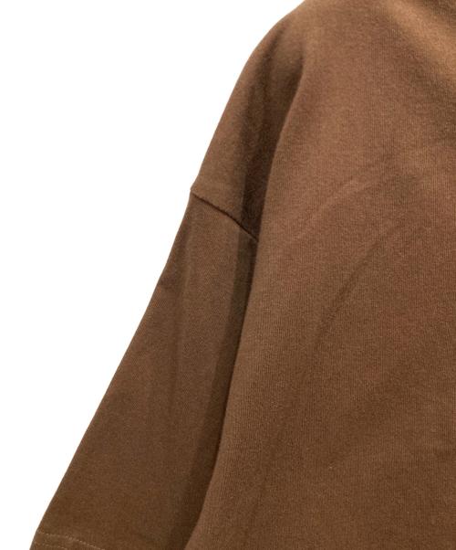 X-LARGE（エクストララージ）X-LARGE (エクストララージ) TUPAC BOX LOGO S/S TEE ブラウン サイズ:SIZE XLの古着・服飾アイテム