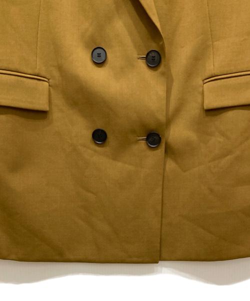 icB（アイシービー）icB (アイシービー) ウールストレッチツイルダブル前ジャケット マスタード サイズ:42の古着・服飾アイテム