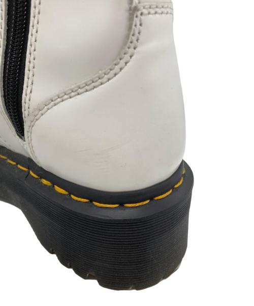 Dr.Martens（ドクターマーチン）Dr.Martens (ドクターマーチン) JADON 8ホールサイドジップブーツ ホワイト サイズ:39の古着・服飾アイテム