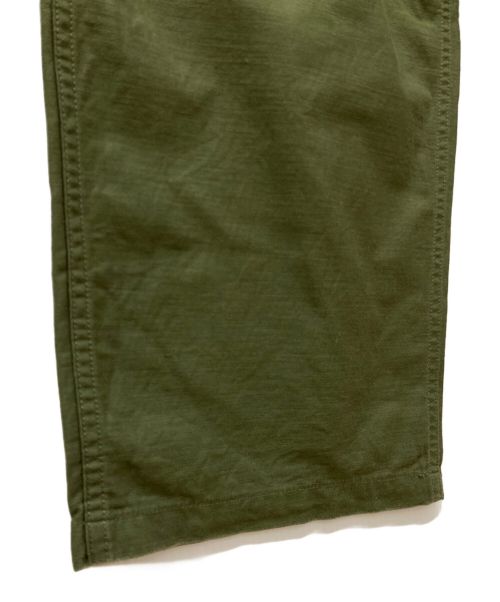 CIOTA（シオタ）CIOTA (シオタ) スビンコットンバックサテンベイカーパンツ オリーブ サイズ:SIZE 5の古着・服飾アイテム