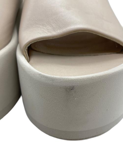 PALOMA BARCELO（パロマバルセロ）PALOMA BARCELO (パロマバルセロ) PLATFORM サンダル ベージュ サイズ:36の古着・服飾アイテム