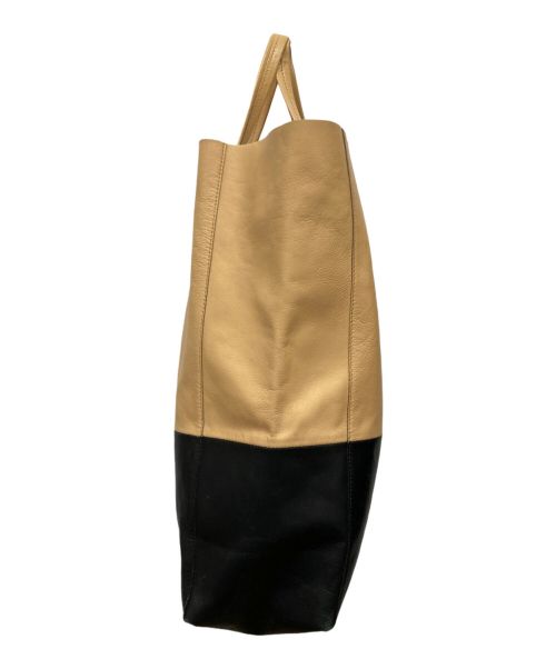 CELINE（セリーヌ）CELINE (セリーヌ) ヴェルティカルカバトートバッグ ベージュ×ブラックの古着・服飾アイテム