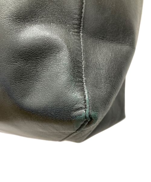 CELINE（セリーヌ）CELINE (セリーヌ) ヴェルティカルカバトートバッグ ベージュ×ブラックの古着・服飾アイテム