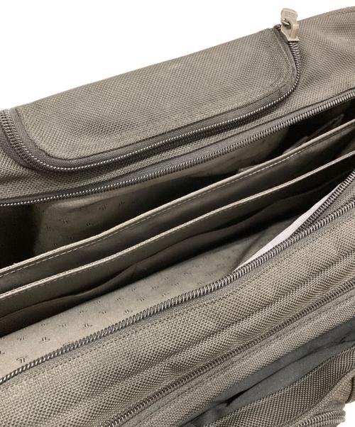 TUMI（トゥミ）TUMI (トゥミ) キャリーバッグ ブラックの古着・服飾アイテム