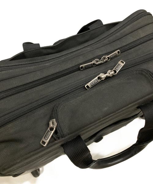 TUMI（トゥミ）TUMI (トゥミ) キャリーバッグ ブラックの古着・服飾アイテム