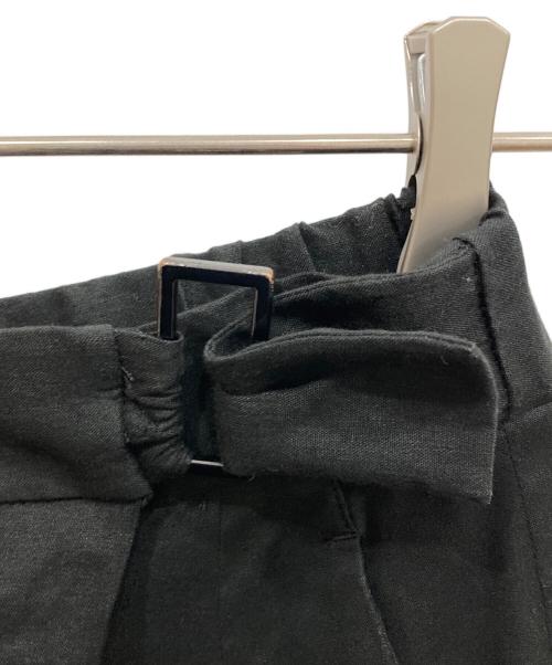 1er Arrondissement（プルミエ アロンディスモン）1er Arrondissement (プルミエ アロンディスモン) ソフトリネンラップ風ワイドクロップドパンツ ブラック サイズ:36の古着・服飾アイテム