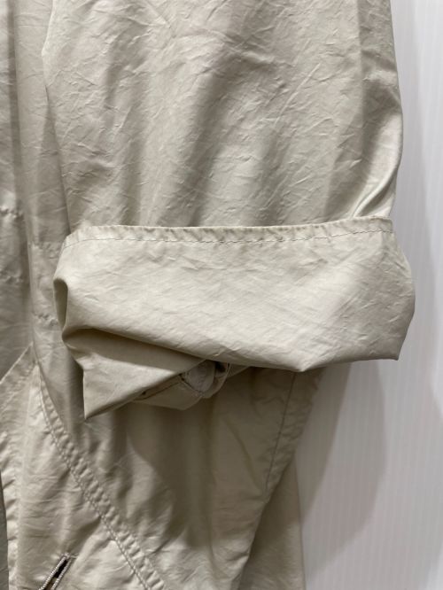 ISSEY MIYAKE（イッセイミヤケ）ISSEY MIYAKE (イッセイミヤケ) WIND COAT ナイロン デザイン コート ベージュ サイズ:Mの古着・服飾アイテム