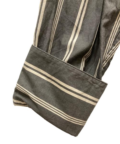 TODAYFUL（トゥデイフル）TODAYFUL (トゥデイフル) ストライプオーバーシャツ グレー サイズ:SIZE Freeの古着・服飾アイテム