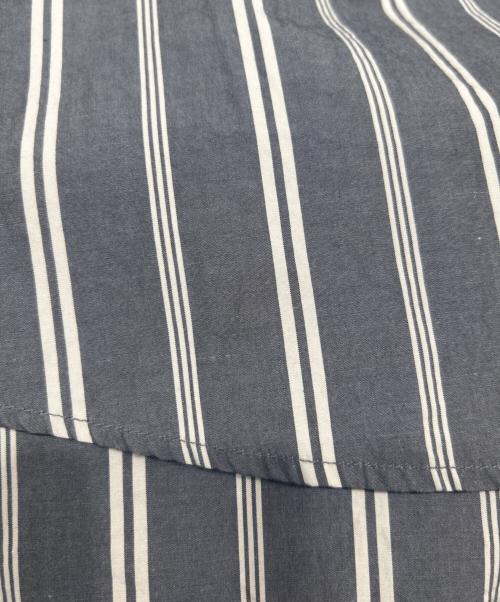TODAYFUL（トゥデイフル）TODAYFUL (トゥデイフル) ストライプオーバーシャツ グレー サイズ:SIZE Freeの古着・服飾アイテム