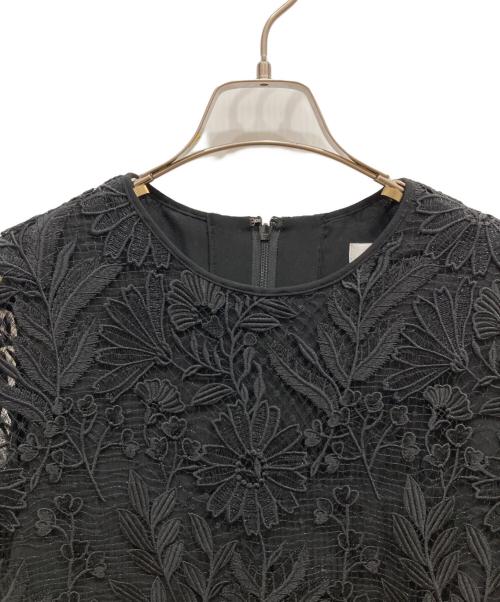 ADORE（アドーア）ADORE (アドーア) ボタニカルコードレースワンピース ブラック サイズ:36の古着・服飾アイテム