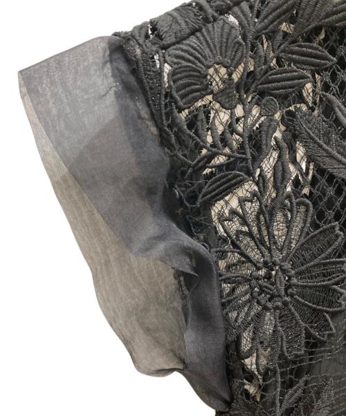 ADORE（アドーア）ADORE (アドーア) ボタニカルコードレースワンピース ブラック サイズ:36の古着・服飾アイテム