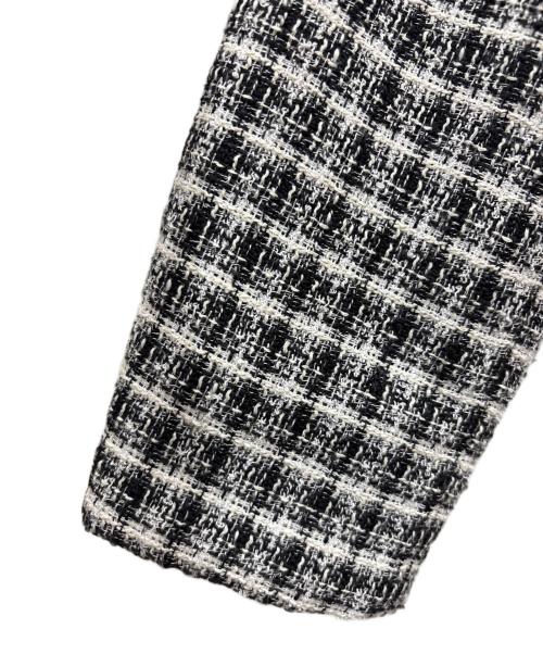 LE CERCLE par rope'（ル セルクル パー ロペ）LE CERCLE par rope' (ル セルクル パー ロペ) ツイードショート丈 ノーカラージャケット ホワイト サイズ:Ⅿの古着・服飾アイテム