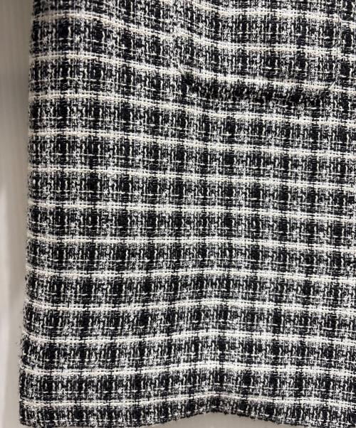 LE CERCLE par rope'（ル セルクル パー ロペ）LE CERCLE par rope' (ル セルクル パー ロペ) ツイードショート丈 ノーカラージャケット ホワイト サイズ:Ⅿの古着・服飾アイテム