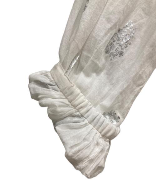 ne quittez pas（ヌキテパ）ne quittez pas (ヌキテパ) コットンボイル ホイル フラワープリント ブラウス ホワイト サイズ:-の古着・服飾アイテム