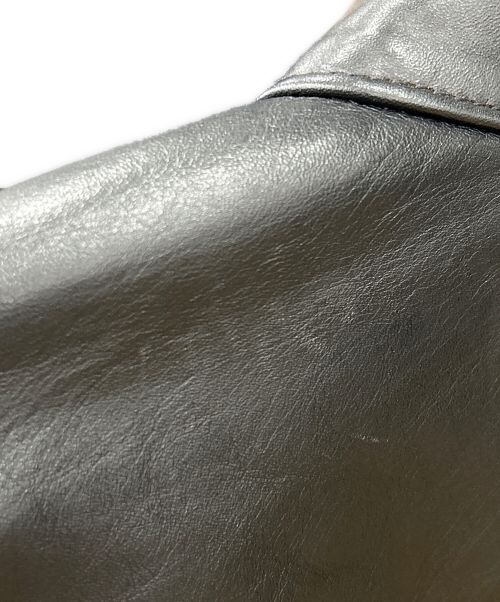 iade leather（イアデレザー）iade leather (イアデレザー) レザージャケット ブラック サイズ:Sの古着・服飾アイテム