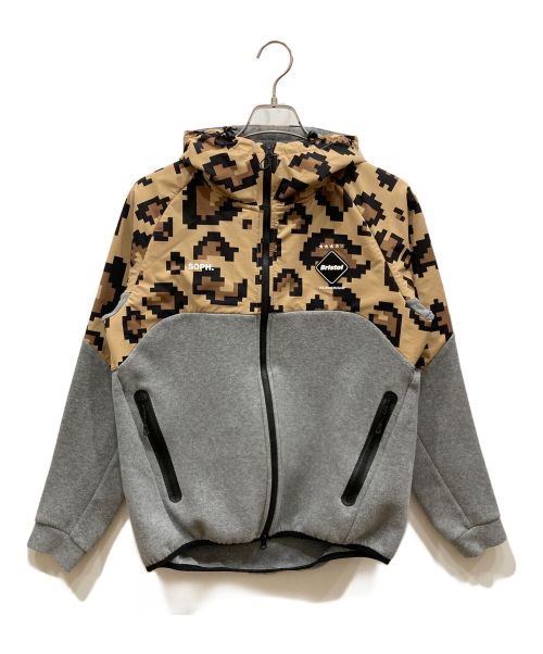 F.C.R.B.（エフシーレアルブリストル）F.C.R.B. (エフシーアールビー) VENTILATION HOODIE ベージュ サイズ:Mの古着・服飾アイテム