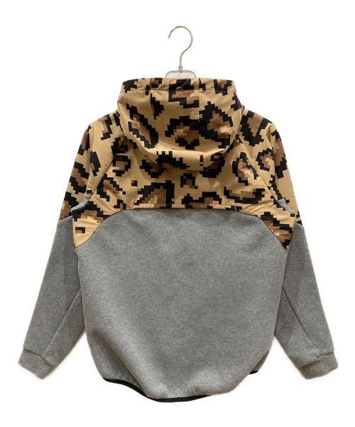 F.C.R.B.（エフシーレアルブリストル）F.C.R.B. (エフシーアールビー) VENTILATION HOODIE ベージュ サイズ:Mの古着・服飾アイテム