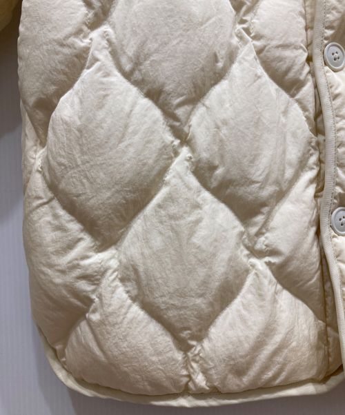 ORCIVAL（オーシバル）ORCIVAL (オーシバル) ノーカラーキルティングダウンジャケット ホワイト サイズ:1の古着・服飾アイテム