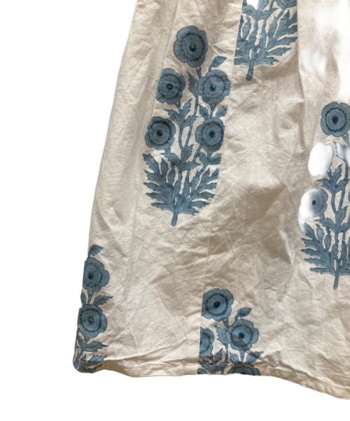 SZ Blockprints（エスゼットブロックプリント）SZ Blockprints (エスゼットブロックプリント) プリントティアードワンピース ホワイト×ブルー サイズ:XSの古着・服飾アイテム