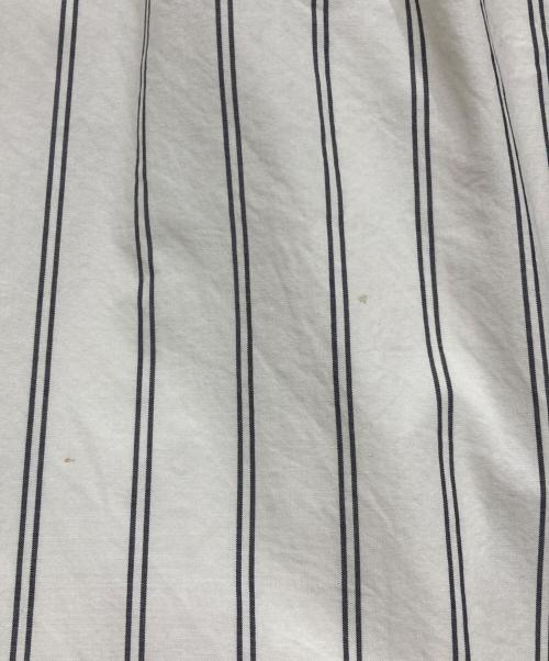 DEMYLEE（デミリー）DEMYLEE (デミリー) ストライプスカート ホワイト サイズ:freeの古着・服飾アイテム