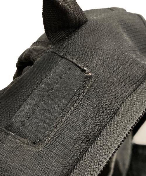 OAKLEY（オークリー）OAKLEY (オークリー) センターロゴバックパック ブラックの古着・服飾アイテム