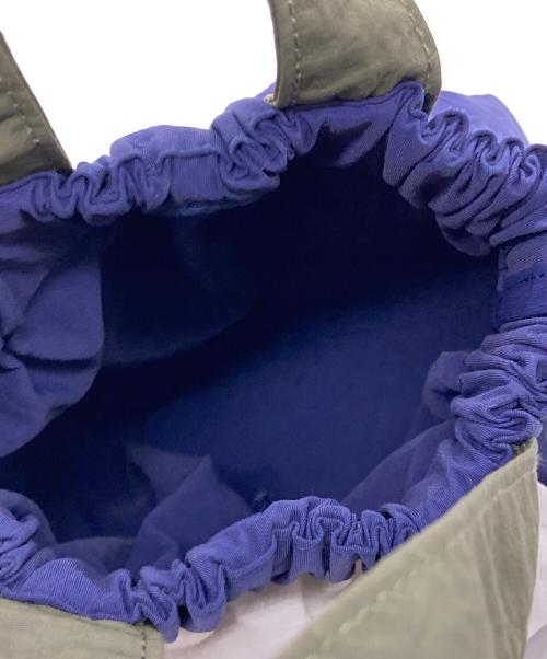 BEYOND THE VINES（ビヨンド ザ バインズ）BEYOND THE VINES (ビヨンド ザ バインズ) Micro Dumpling Bag ネイビー×カーキの古着・服飾アイテム