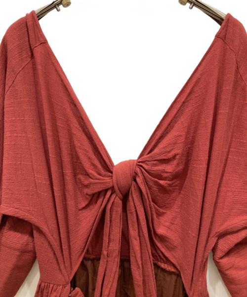 ETRE TOKYO（エトレトウキョウ）ETRE TOKYO (エトレトウキョウ) オープンバックリボンドレス ブラウン サイズ:SIZE Freeの古着・服飾アイテム