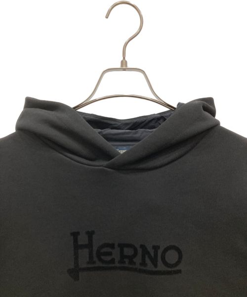 HERNO（ヘルノ）HERNO (ヘルノ) ロゴスウェットパーカー ブラック サイズ:50の古着・服飾アイテム