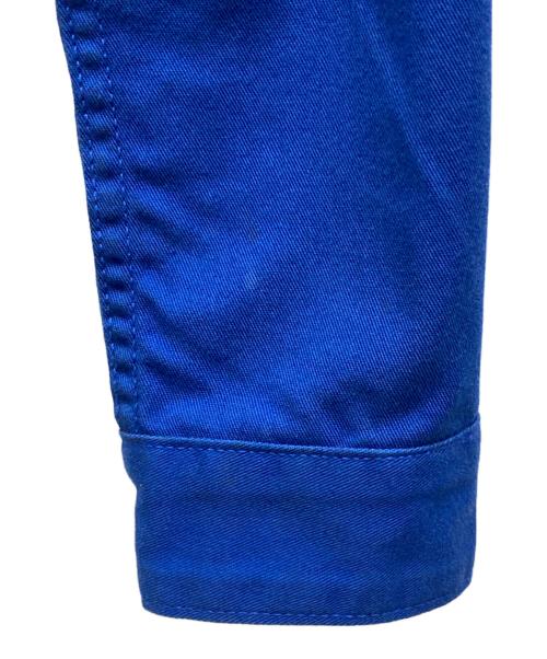 LEVI'S（リーバイス）LEVI'S (リーバイス) NFL (エヌエフエル) Twill Trucker Button-Up ブルー×レッド サイズ:SIZE Sの古着・服飾アイテム