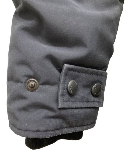 CANADA GOOSE（カナダグース）CANADA GOOSE (カナダグース) Mackenzie Parka Heritage ネイビー サイズ:SIZE XSの古着・服飾アイテム