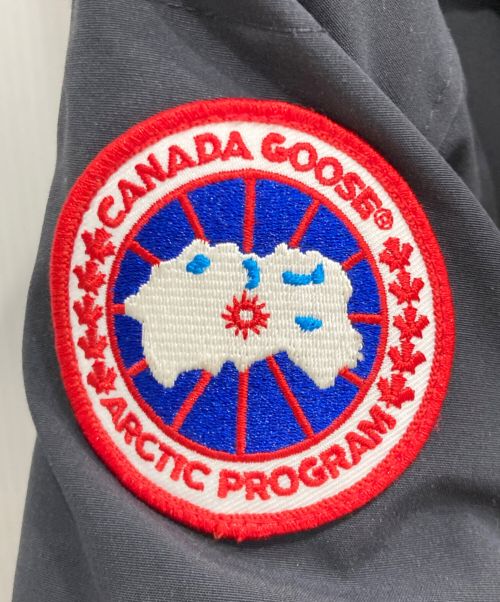CANADA GOOSE（カナダグース）CANADA GOOSE (カナダグース) Mackenzie Parka Heritage ネイビー サイズ:SIZE XSの古着・服飾アイテム