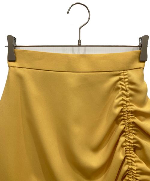 ELIN（エリン）ELIN (エリン) サイドギャザースカート イエロー サイズ:SIZE 36の古着・服飾アイテム