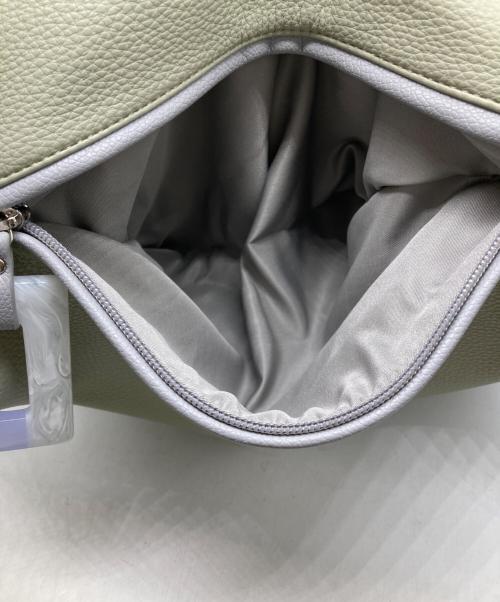 ear PAPILLONNER（イアパピヨネ）ear PAPILLONNER (イアパピヨネ) 樹脂チャームハンドバッグ ベージュの古着・服飾アイテム