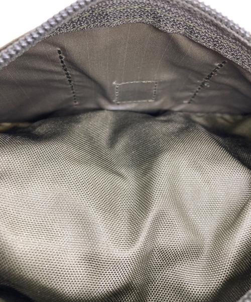 BRIEFING（ブリーフィング）BRIEFING (ブリーフィング) ショルダーバッグ カーキの古着・服飾アイテム