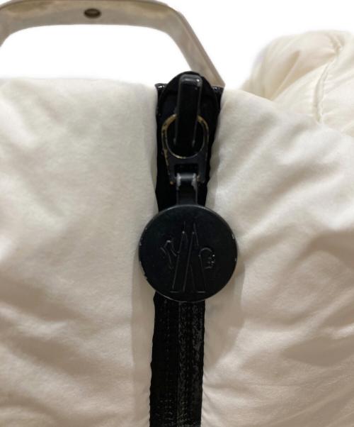 MONCLER（モンクレール）MONCLER (モンクレール) MAURES ホワイト サイズ:SIZE Mの古着・服飾アイテム