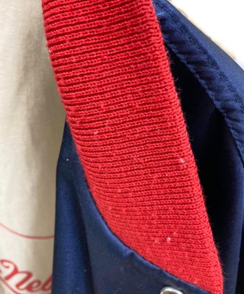 MITCHELL & NESS（ミッチェルアンドネス）MITCHELL & NESS (ミッチェルアンドネス) スタジャン ネイビー×レッド サイズ:52の古着・服飾アイテム