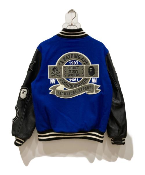 A BATHING APE（ア ベイシング エイプ）A BATHING APE (ア ベイシング エイプ) NEIGHBORHOOD (ネイバーフッド) 22AW VARSITY JACKET ヴァーシティジャケット  ブルー×ブラック サイズ:Lの古着・服飾アイテム