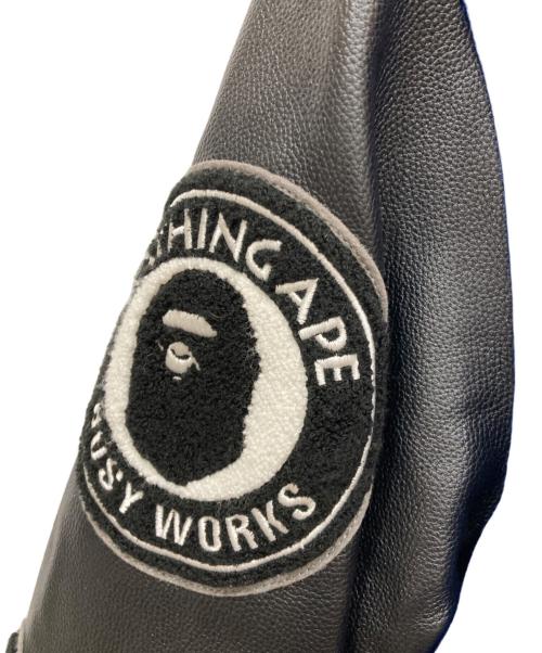 A BATHING APE（ア ベイシング エイプ）A BATHING APE (ア ベイシング エイプ) NEIGHBORHOOD (ネイバーフッド) 22AW VARSITY JACKET ヴァーシティジャケット  ブルー×ブラック サイズ:Lの古着・服飾アイテム