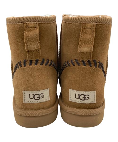 UGG（アグ）UGG (アグ) Classic Mini Deco Suede キャメル サイズ:26の古着・服飾アイテム