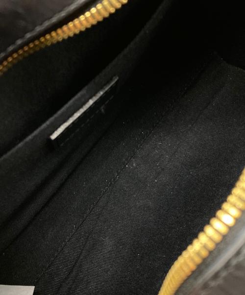 A.P.C.（アーペーセー）A.P.C. (アーペーセー) ハーフムーンショルダーバッグ ブラックの古着・服飾アイテム