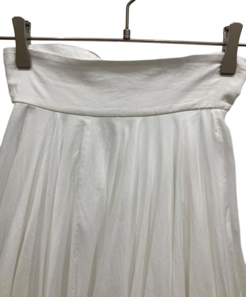 JENNE（ジェンヌ）JENNE (ジェンヌ) クラシカルエアリーフレアスカート ホワイト サイズ:Sの古着・服飾アイテム