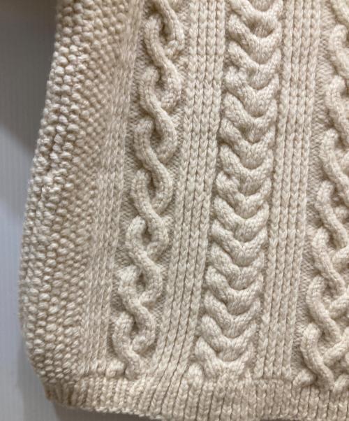 INVERALLAN（インバーアラン）INVERALLAN (インバーアラン) ケーブルニット アイボリー サイズ:-の古着・服飾アイテム