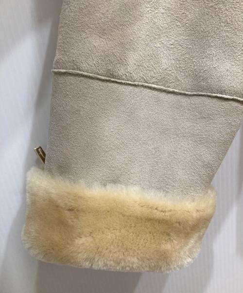 Salvatore Ferragamo（サルヴァトーレ フェラガモ）Salvatore Ferragamo (サルヴァトーレ フェラガモ) ムートンジャケット ベージュ サイズ:44の古着・服飾アイテム