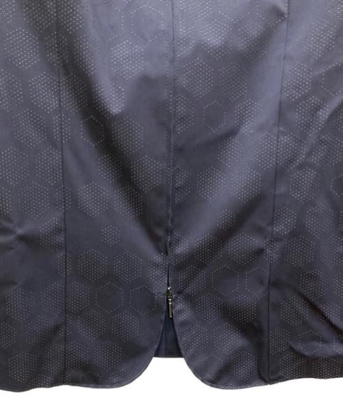 EMPORIO ARMANI（エンポリオアルマーニ）EMPORIO ARMANI (エンポリオアルマーニ) ジップ総柄ジャケット ネイビー サイズ:44の古着・服飾アイテム