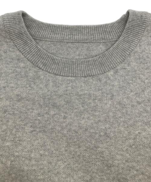 JOURNAL STANDARD relume（ジャーナルスタンダード レリューム）JOURNAL STANDARD relume (ジャーナルスタンダード レリューム) GOODIES CLUBエンブレムニット グレー サイズ:Free 未使用品の古着・服飾アイテム